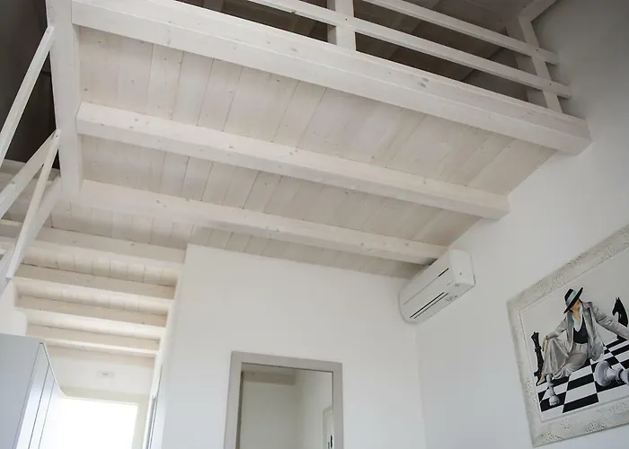 Home Suites Home Penzion 4*