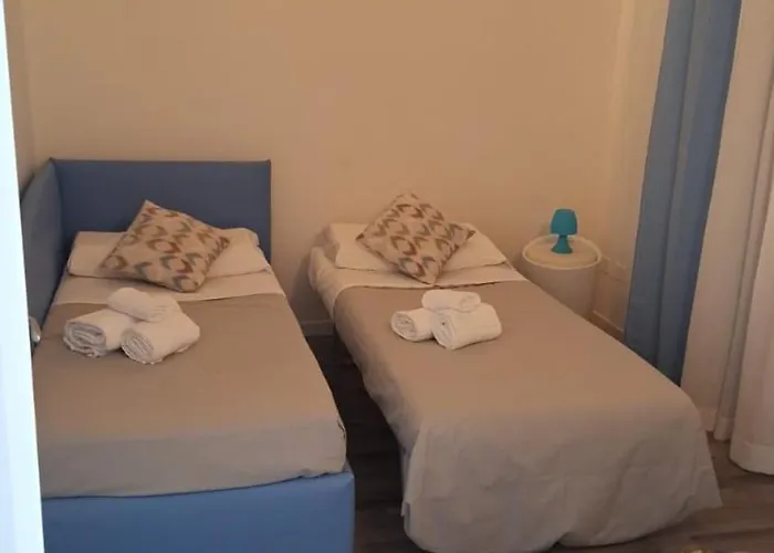 Guest house Home Suites Home