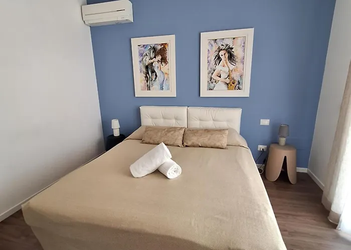 Guest house Home Suites Home